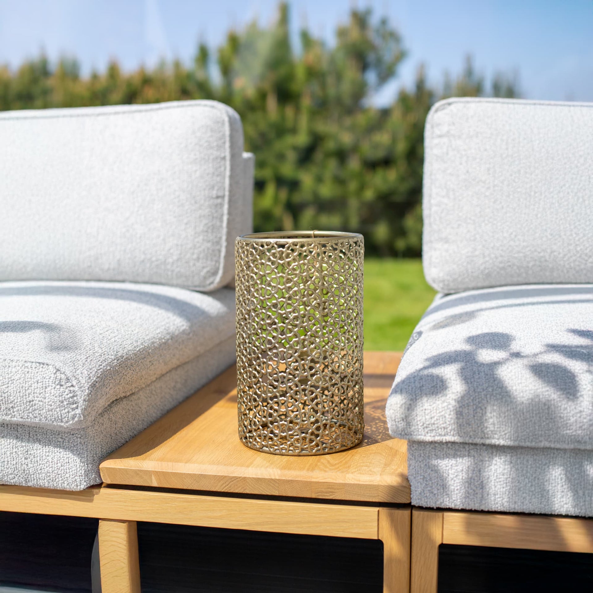 Openwork candlestick "Tropical Light"