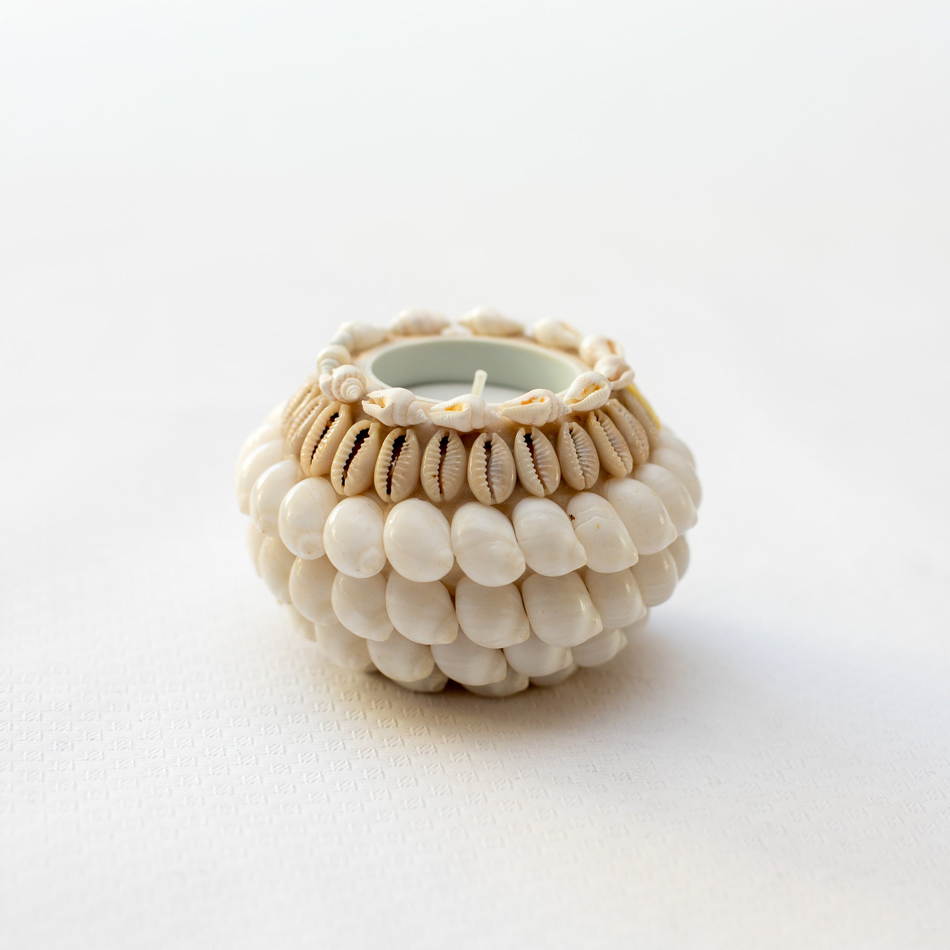 Candle holder "Shell"
